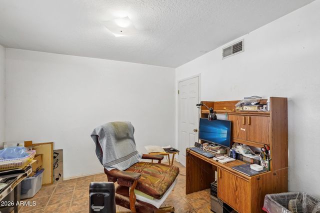 10520 W MULBERRY Drive, Avondale, AZ 85392
