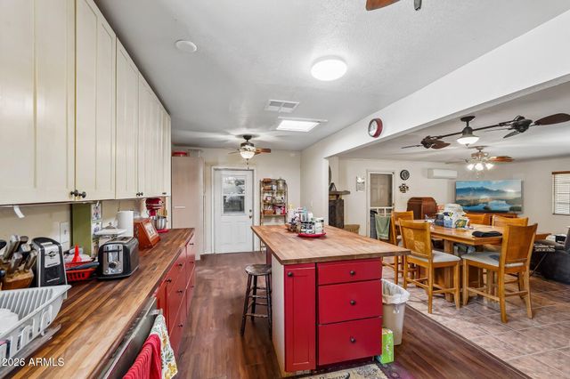 10520 W MULBERRY Drive, Avondale, AZ 85392