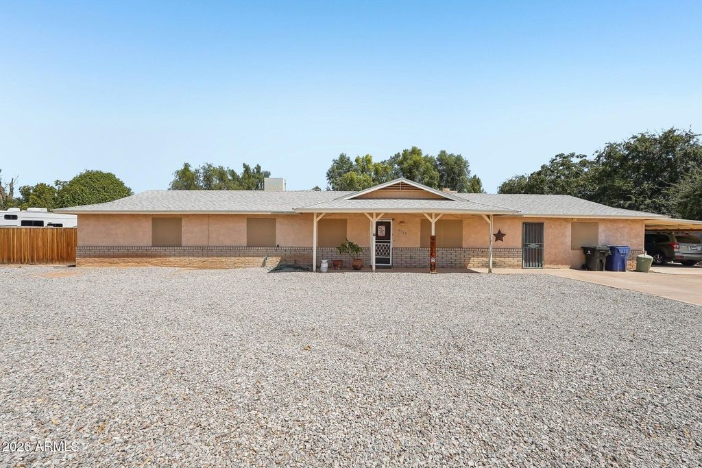 10520 W MULBERRY Drive, Avondale, AZ 85392