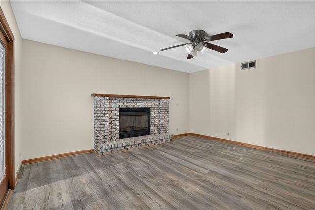 1585 Marshfield Drive, Rockford, IL 61107