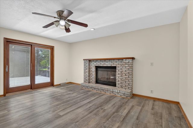 1585 Marshfield Drive, Rockford, IL 61107