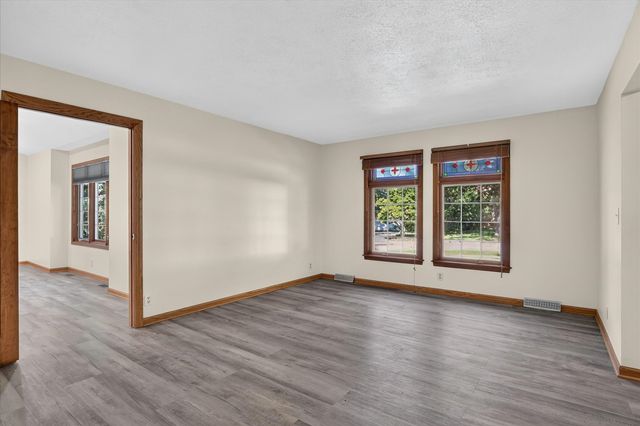 1585 Marshfield Drive, Rockford, IL 61107