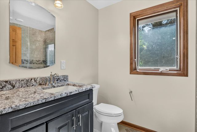1585 Marshfield Drive, Rockford, IL 61107