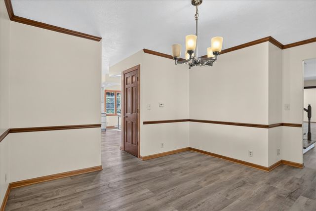 1585 Marshfield Drive, Rockford, IL 61107