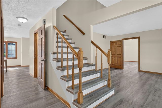 1585 Marshfield Drive, Rockford, IL 61107