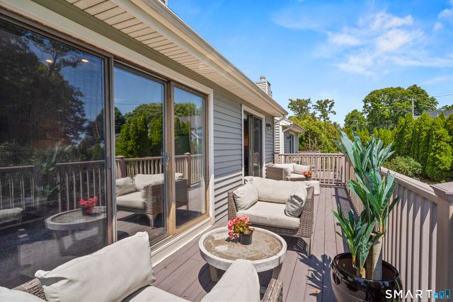 163 Turtle Bay Drive 163, Branford, CT 06405