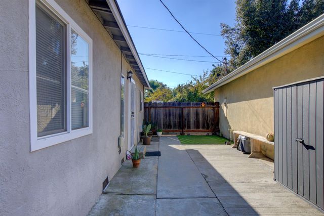 115 Fresno Ave, Modesto, CA 95351