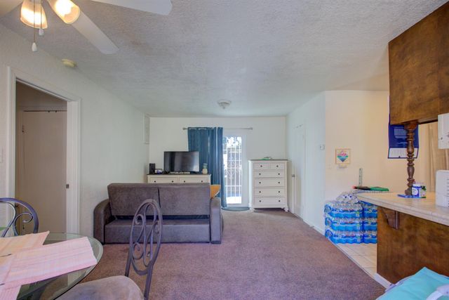 115 Fresno Ave, Modesto, CA 95351