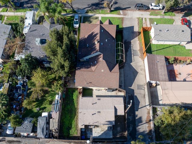 115 Fresno Ave, Modesto, CA 95351