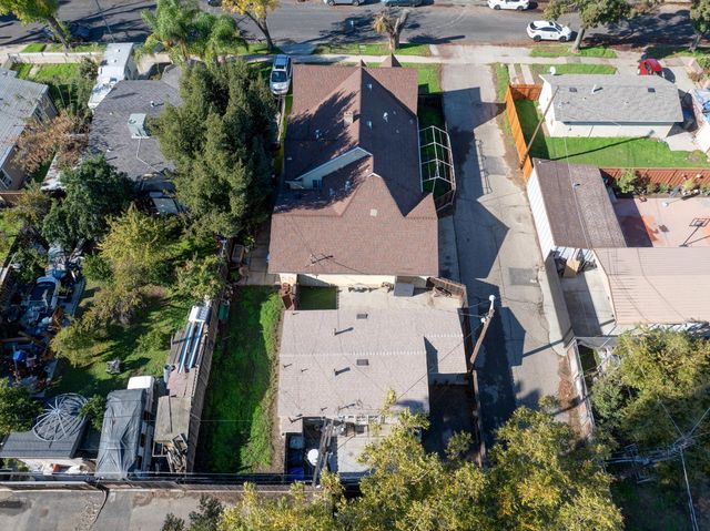 115 Fresno Ave, Modesto, CA 95351