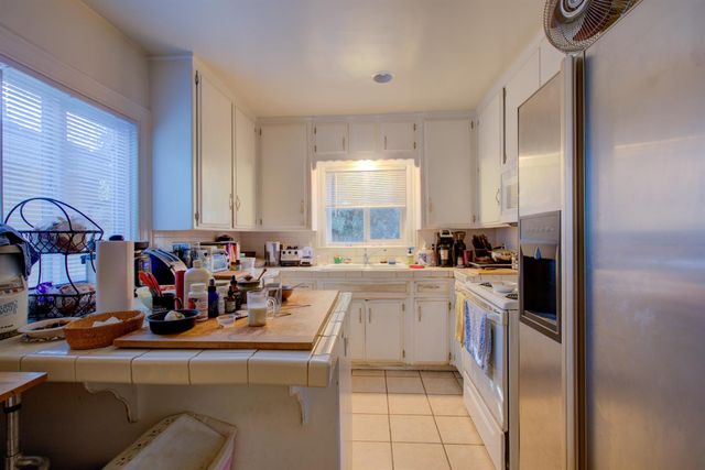 115 Fresno Ave, Modesto, CA 95351