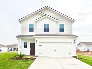 900 Moray Ln, Clarksville, TN 37043