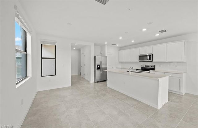 1678 Lake Jessup CIR, Cape Coral, FL 33909