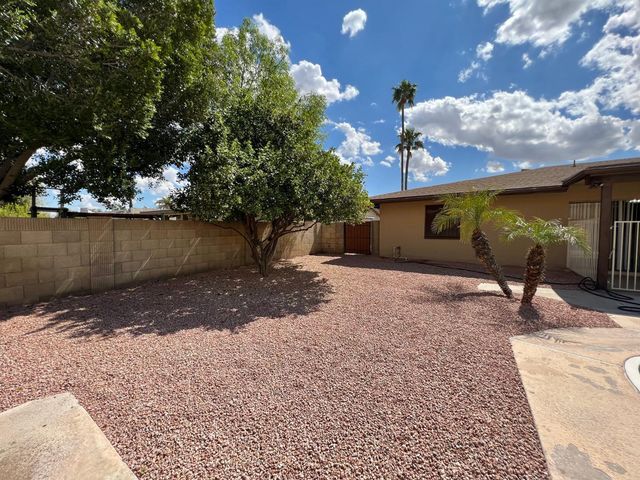 1762 W Isleta Avenue, Mesa, AZ 85202