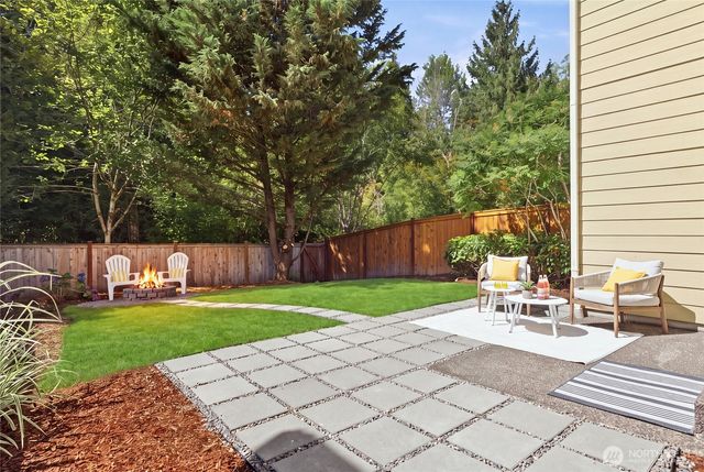 8303 233rd Place NE, Redmond, WA 98053