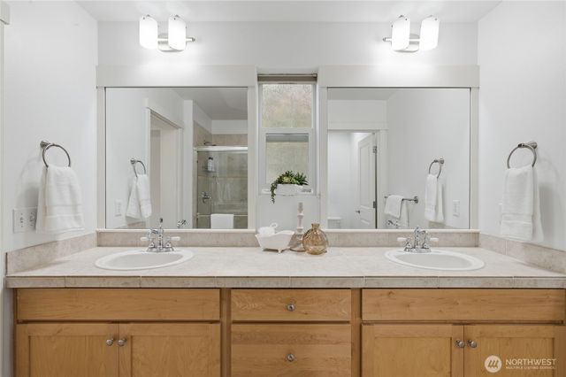 8303 233rd Place NE, Redmond, WA 98053