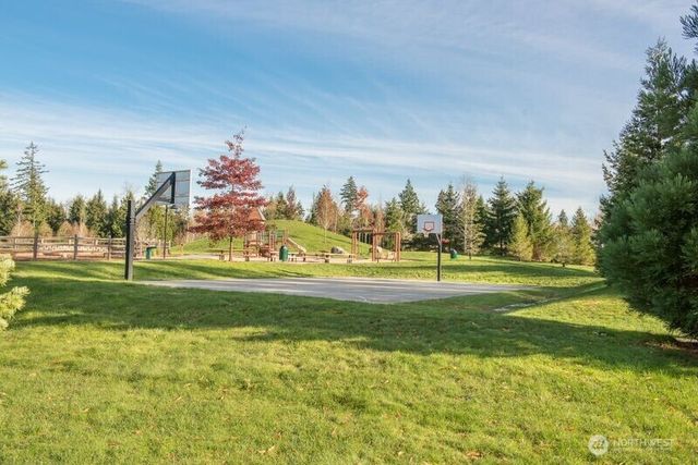 8303 233rd Place NE, Redmond, WA 98053
