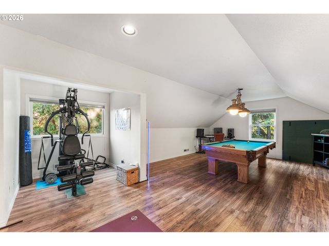 14700 Se RIVERCREST Dr, Vancouver, WA 98683