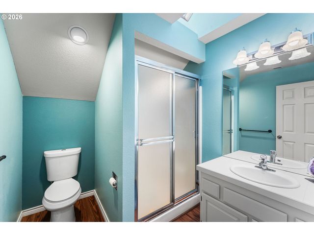 14700 Se RIVERCREST Dr, Vancouver, WA 98683