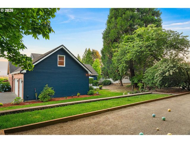14700 Se RIVERCREST Dr, Vancouver, WA 98683
