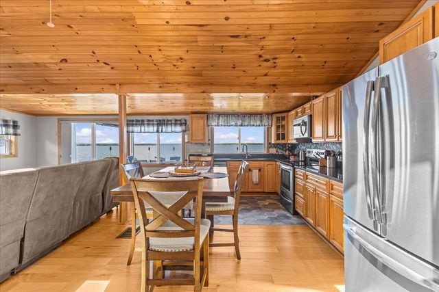 230 Lakewood Drive, Swanton, VT 05488