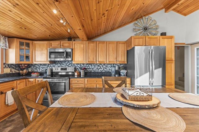 230 Lakewood Drive, Swanton, VT 05488