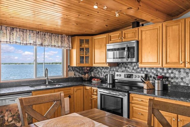 230 Lakewood Drive, Swanton, VT 05488