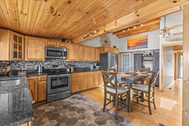 230 Lakewood Drive, Swanton, VT 05488