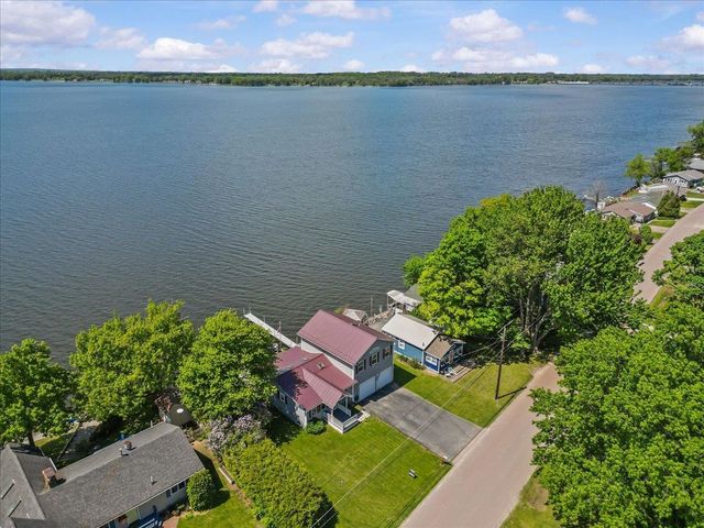 230 Lakewood Drive, Swanton, VT 05488