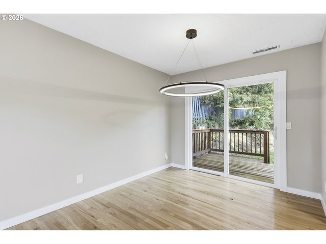1330 Sw HUME St, Portland, OR 97219
