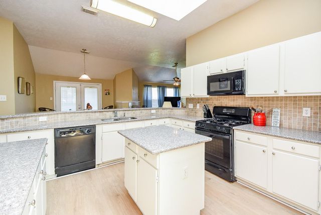 14915 Willow Hearth Drive, Houston, TX 77084