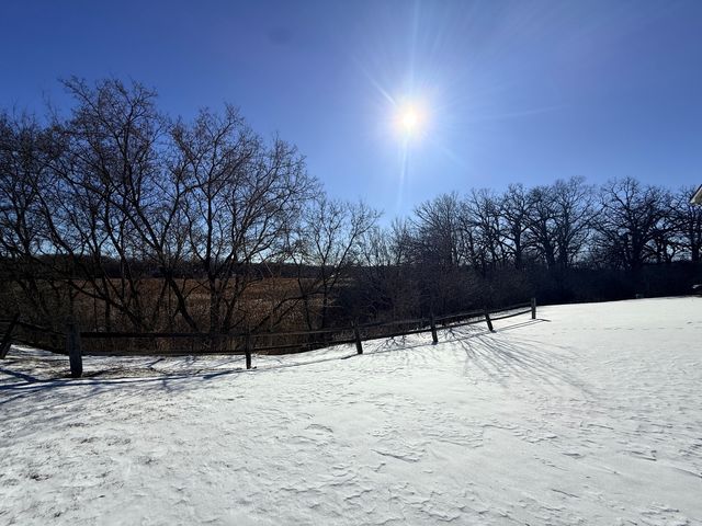 305 Crestview Drive D, Wauconda, IL 60084