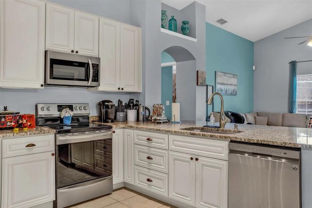 7920 GOLDEN POND CIRCLE, Kissimmee, FL 34747