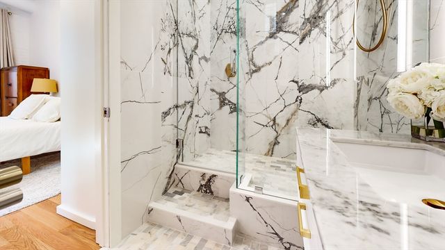 76 Batterymarch St. 5, Boston, MA 02110