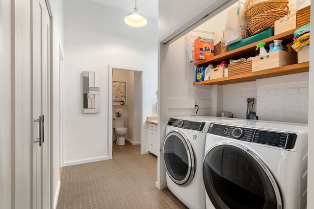 76 Batterymarch St. 5, Boston, MA 02110