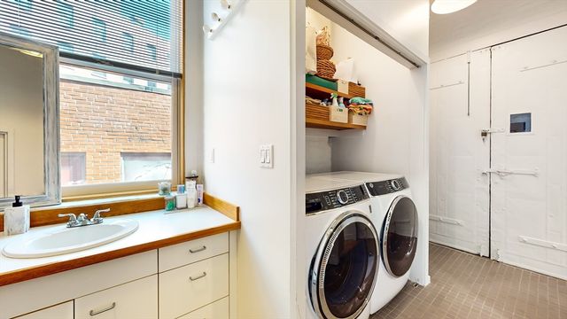 76 Batterymarch St. 5, Boston, MA 02110