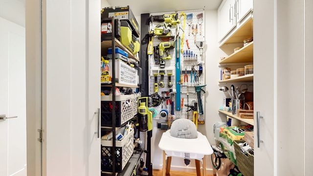 76 Batterymarch St. 5, Boston, MA 02110