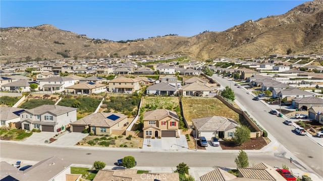 7908 Zona Court, Riverside, CA 92507