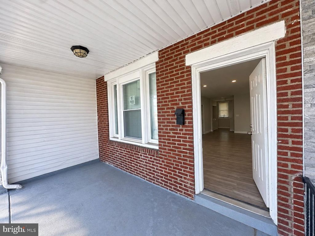 5648 N LAWRENCE ST, PHILADELPHIA, PA 19120 — photo 2
