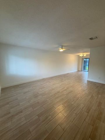 3104 Poolside Drive, Greenacres, FL 33463