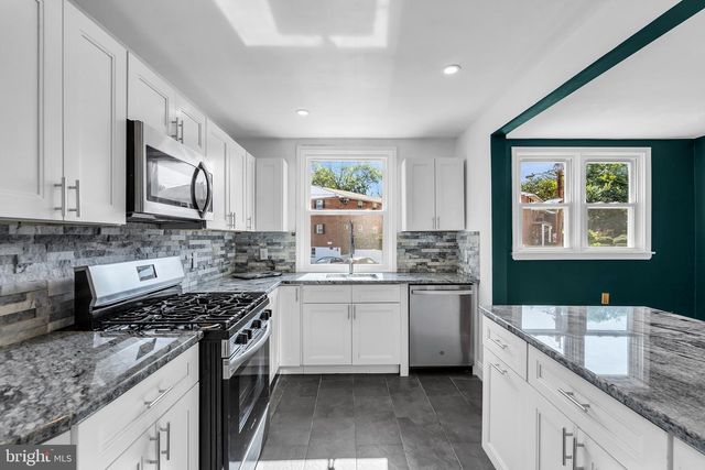 606 CEDAR AVE, Collingswood, NJ 08108