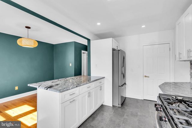 606 CEDAR AVE, Collingswood, NJ 08108