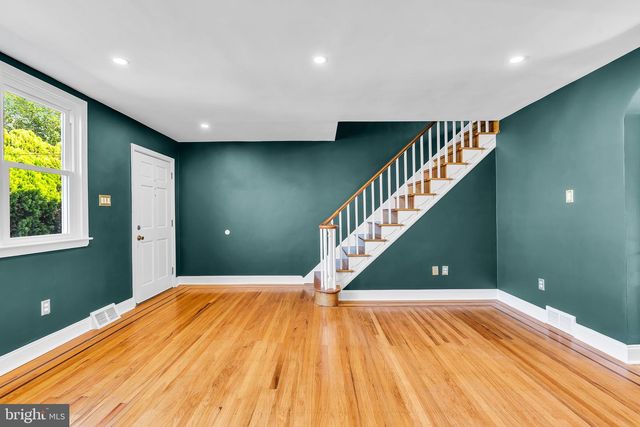 606 CEDAR AVE, Collingswood, NJ 08108
