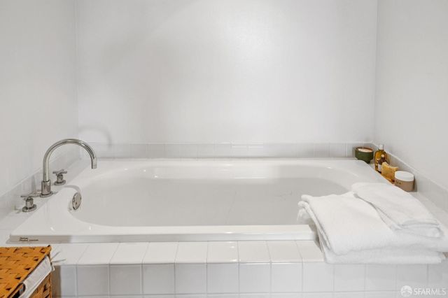 1388 Gough Street 601, San Francisco, CA 94109