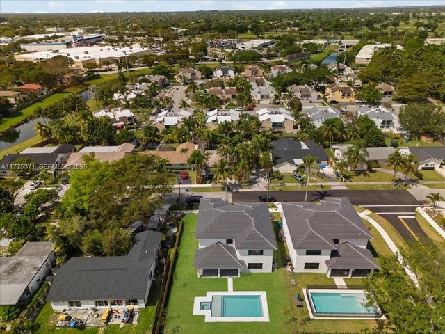 15875 SW 90th Avenue, Palmetto Bay, FL 33157