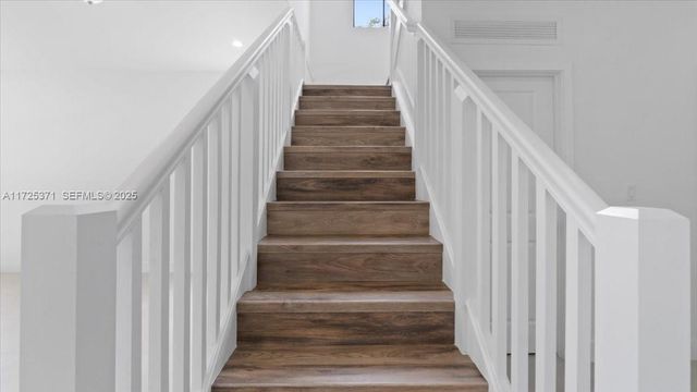 15875 SW 90th Avenue, Palmetto Bay, FL 33157