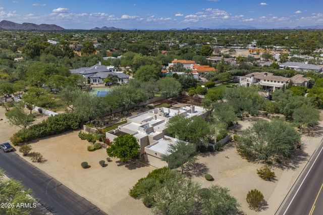 7702 N MOCKINGBIRD Lane, Paradise Valley, AZ 85253