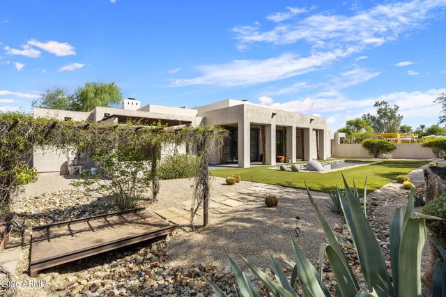7702 N MOCKINGBIRD Lane, Paradise Valley, AZ 85253