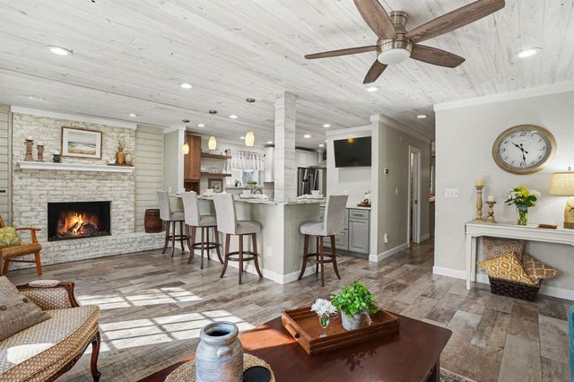 405 6th Ave. S, North Myrtle Beach, SC 29582