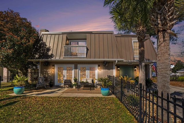 405 6th Ave. S, North Myrtle Beach, SC 29582